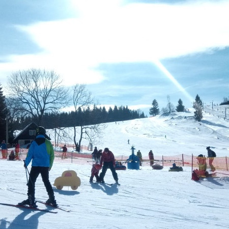 [52920393-2086176011469381-4847069527831216128-n.jpeg]