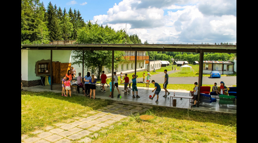 Léto bez hranic 1: Piráti z Karibiku