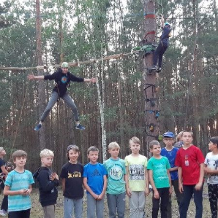 [7.-den-5.7-15-.jpeg]