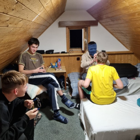 [20220306-192455.jpeg]