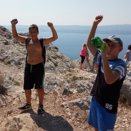 [img-20180825-110539.jpeg]