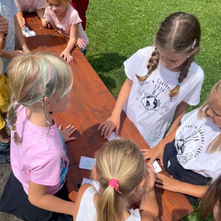 [265fb385-086b-4052-97eb-a2aed7527936.jpeg]