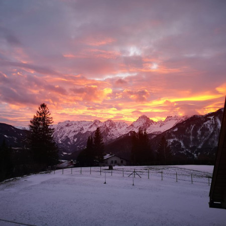 [6d79951c-3c84-4320-9342-f1bb62559f0d.jpeg]