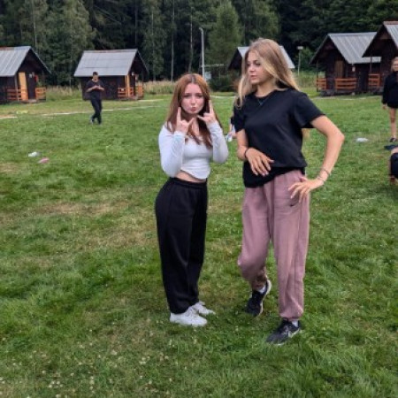 [0e36446c-81d4-4fe2-8b6d-1ebc2fd7a5c3.jpeg]