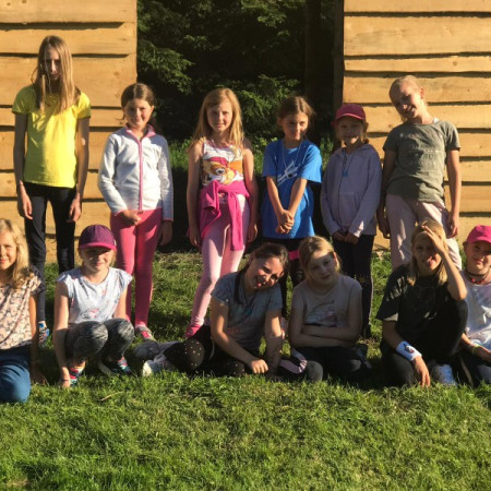 [e3721391-a559-4b93-8dc8-889726e02f2a.jpeg]