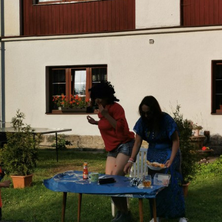 [a8c1725a-367d-4dc1-94e9-934012e30b4d.jpeg]