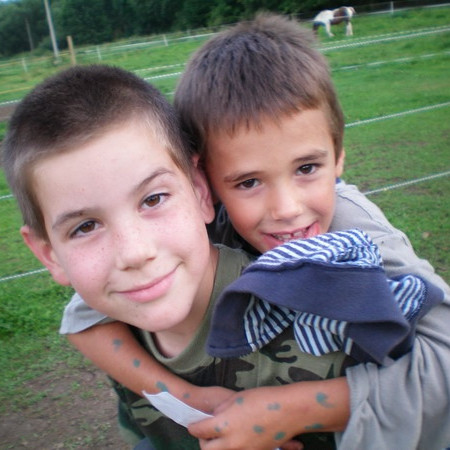 [100-0676-resize.jpeg]