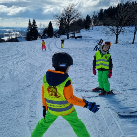 [20220307-104401-1-.jpeg]