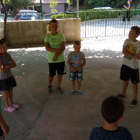 [img-20180818-102213.jpeg]