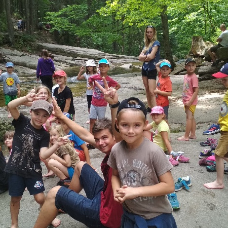 [67298647-659090317904949-6419349023584419840-n.jpeg]