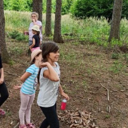 [9e8896e9-61be-4637-a958-4aef2088a7e7.jpeg]