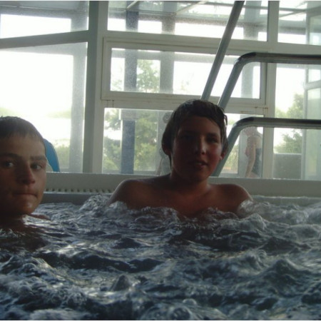 [snv37399-resize.jpeg]