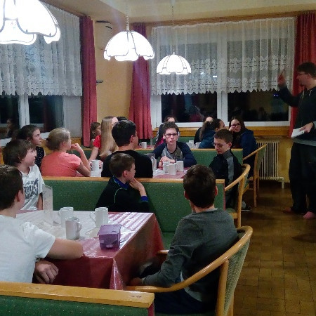 [2-img-20170205-193433.jpeg]