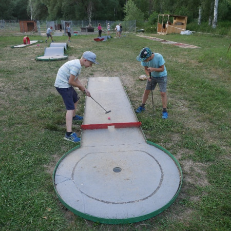 [9.-den-7.7-4-.jpeg]