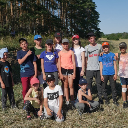 [6.-den-4.7-17-.jpeg]