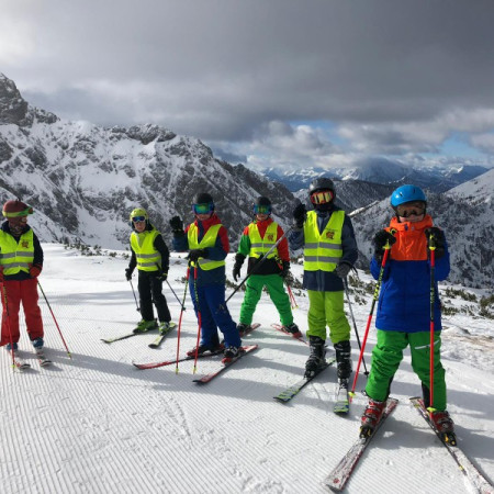 [0cf988f2-2f3a-4ca5-aa67-1a5232a3b9f2.jpeg]