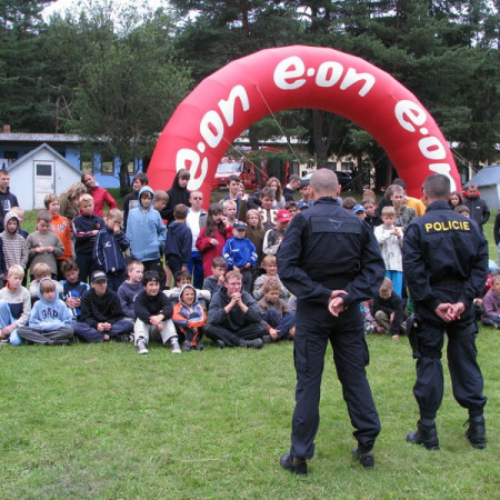 [policie-1-resize.jpeg]