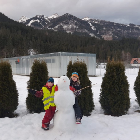 [d5644974-0331-435d-a818-3eed42b454b8.jpeg]