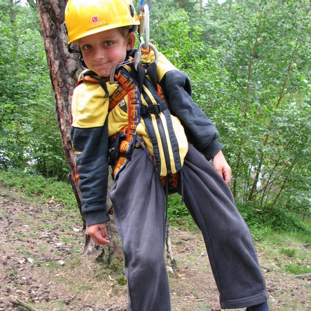 [lana-120-resize.jpeg]