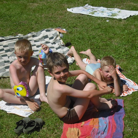 [cimg5277-resize.jpeg]