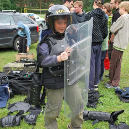 [policie-17-resize.jpeg]