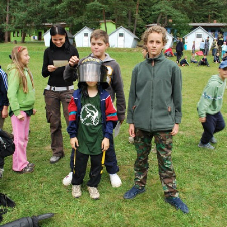 [policie-20-resize.jpeg]