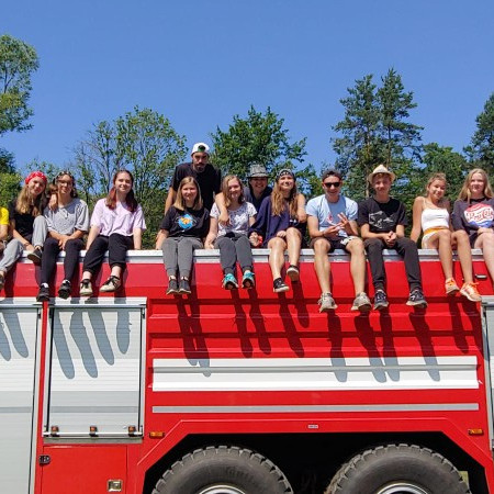 [28b58cf6-0e99-4a75-896b-057a777cfaf6.jpeg]