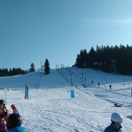 [53196706-398547880980571-8459519035338391552-n.jpeg]