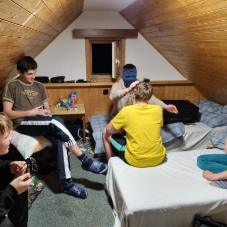 [20220306-192458.jpeg]