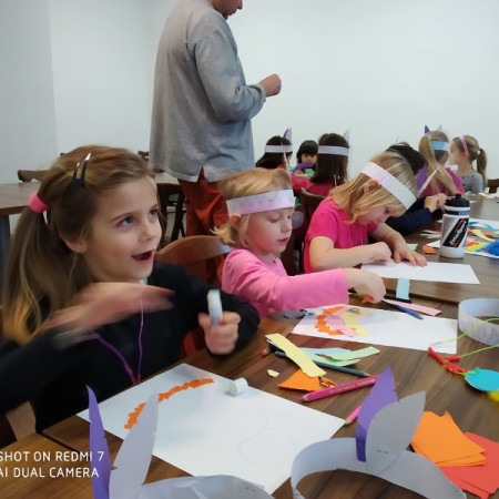 [84838489-4233173340042239-3386466315714691072-n.jpeg]