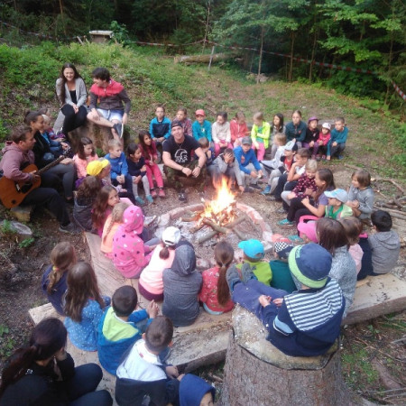 [65854696-619085635266410-8835726061292486656-n-1-.jpeg]