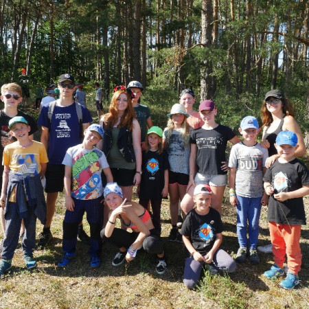 [6.-den-4.7-14-.jpeg]