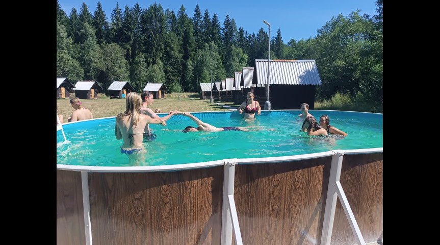 Léto bez hranic 1: Piráti z Karibiku