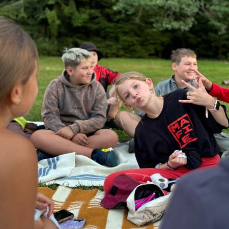 [0c7f04e5-28de-4ec9-80f1-bdd19c5fe67b.jpeg]