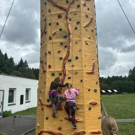 [8e88bde7-f967-4d9d-ae05-5b9efdc947b4.jpeg]