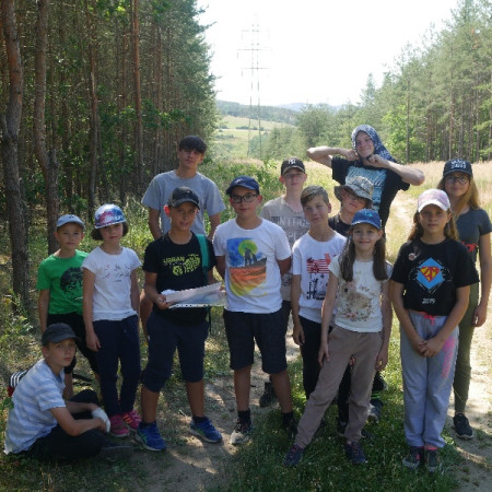 [6.-den-4.7-10-.jpeg]