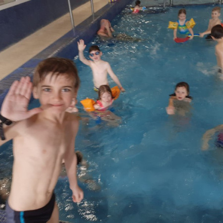 [1843cbda-0e25-4cbc-9ad0-cdd3c3b381b4.jpeg]