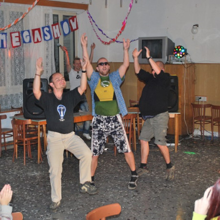 [megashow-3-resize.jpeg]