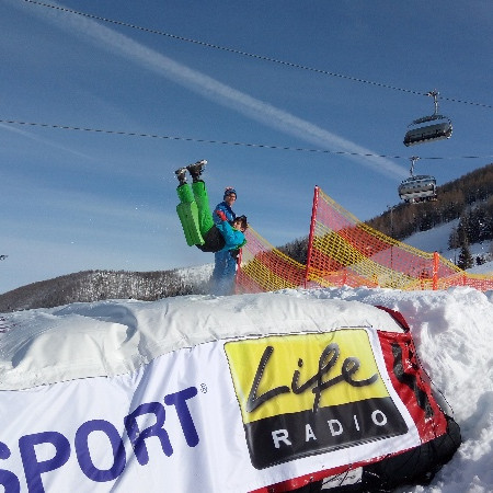 [img-20180215-144227-5.jpeg]