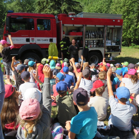 [6.-den-4.7-2-.jpeg]